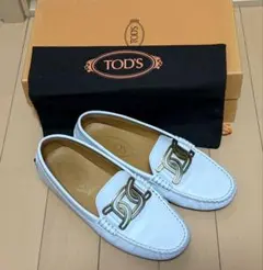 美品】TOD'S トッズ スエード ローファー ゴンミーニ メンズ 8 - メルカリ
