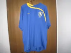 【日韓W杯×襟付きアウェイ】ブラジル代表 ２００２（A）NIKE 日韓W杯×襟付きアウェイ】ブラジル代表 2002（A）NIKE - メルカリ