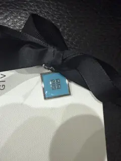 GIVENCHY 神宮寺勇太コラボチャーム