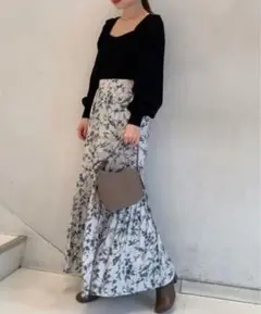 snidel シフォンマーメイドプリーツスカート 小花柄