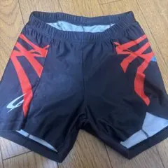 陸上用ユニホーム　クレーマージャパン　青赤　短パンスパッツ　黒　練習着