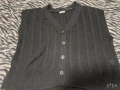 ブラック ニットベスト