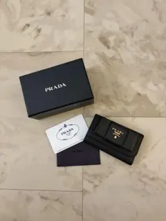 PRADA プラダ 6連キーケース ゴールドロゴ サフィアーノレザー レッド