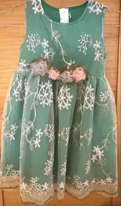 フォーマルドレス 110から120cm グリーン刺繍