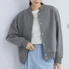 【新品】グリーンレーベルリラクシング　ウーリースタジャン　カーディガン　グレー