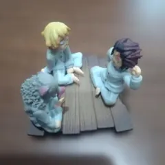 鬼滅の刃フィギュア　炭治郎　善逸　猪之助