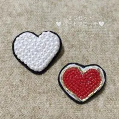【２つセット】ビーズ刺繍♪　ブローチ　ハート☆パール☆ゴールド☆レッド