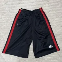 adidas ハーフパンツ 150センチ　美品