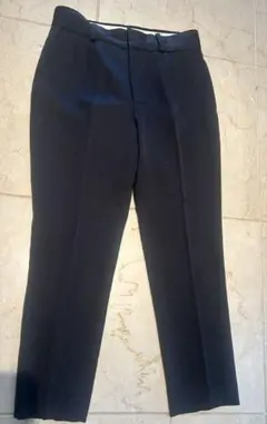 TIARA ティアラ　タックパンツテーパードパンツカジュアル