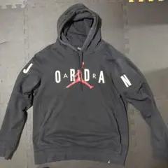 ジョーダン　プルオーバーパーカー