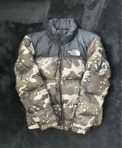 ノースフェイス ヌプシ ダウン　ノベルティ迷彩カモ 日本未発売