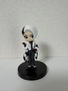 ツイステQposket petit フィギュア クルーウェル