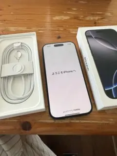 Apple iPhone 16 Pro ブラックチタニウム 超美品 本体