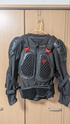 Item thumbnail for item adc65171-bc59-41df-9896-2a82b2cb5310