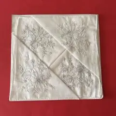 スワトウ　花柄刺繍 ハンカチ　4枚セット　未使用