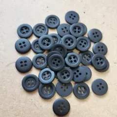 つや消し黒の4つ穴ボタン13mm