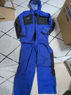 Item thumbnail for item 4cdcd3cf-5d5e-43d5-963d-532e9400f725