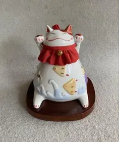 A猫 みかんから出てくる白猫オブジェ【ハンドメイド 樹脂粘土 - メルカリ