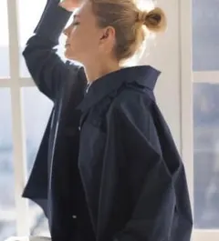 bibiy. NELLY WINDBREAKER TOP - メルカリ