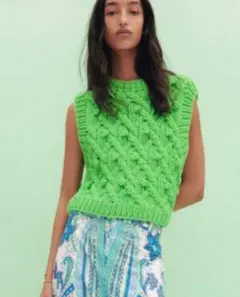 ZARA❤️グリーンニットベストプルオーバー Sサイズ