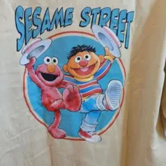 SESAME STREET セサミストリート 半袖Tシャツ イエロー