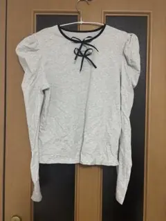 shein リボン付きパフスリーブ長袖Tシャツ グレー