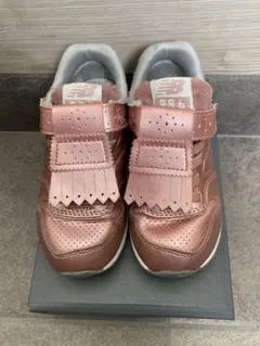 ニューバランス スニーカー