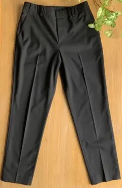 ユニクロ　スマートアンクルパンツ　 ブラック Mサイズ