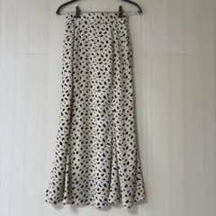 ドット柄フレアロングスカート