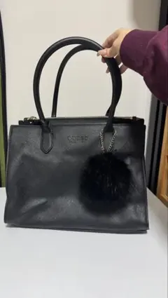 【美品】GUESS ゲス ハンドバッグ トートバッグ チャーム付き ブラック