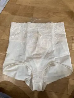 サミットインターナショナル 補正下着 ロングガ一ドル 82 2025年最新】サミット 補正下着の人気アイテム - メルカリ