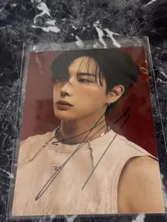 Item thumbnail for item ee5e7e92-bb7a-46bd-921e-9616bb4a00d1