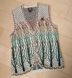 ★美品★ROYAL ALPACA★ロイヤルアルパカ★総柄★ベスト★