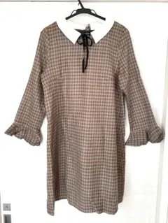 チェック柄ブラウンワンピース 【マジェスティックレゴン】フリル袖 白襟 リボン