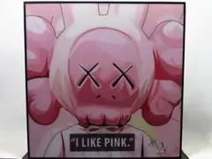 【新品 No 331】 ポップアートパネル KAWS カウズ ピンク