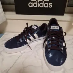 Item thumbnail for item 9bfc3a05-7d70-4eab-be0d-d82525f9039d