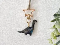 【宇宙を旅する恐竜】ブラキオサウルスのレジンキーホルダー（星型ナスカン）