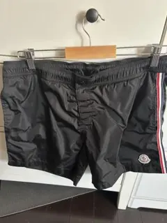 〔美品〕モンクレール　スイムパンツ　水着　ブラック　国内正規品 5K47 美品〕モンクレール スイムパンツ 水着 ブラック 国内正規品 5K47