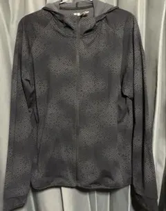 【新品未使用】【ユニクロ】ドライEXUVカットフルジップパーカー　M