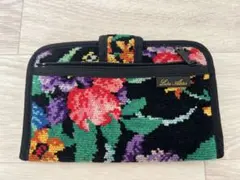 レイクアルスター フラワー刺繍ポーチ