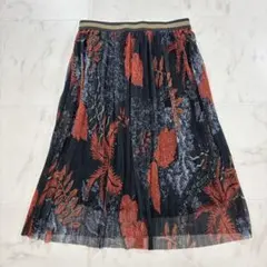 【美品】Desigual デシグアル 花柄 チュールスカート フレア 赤 黒 Lのサムネイル