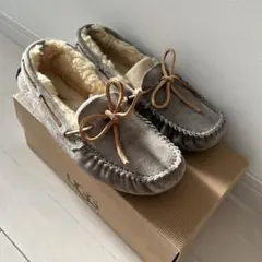 UGG グレー ローファー