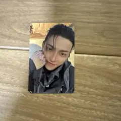 アチズ ATEEZ Apple Music ヨントン 絆創膏 トレカ ホンジュン