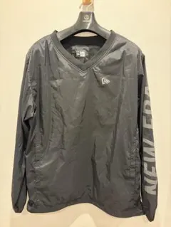 【最終値下げ】NEW ERA ブラック長袖プルオーバー Mサイズ