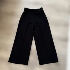 ZARA woman 黒ワイドパンツＭ