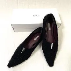 美品《EVOL イーボル》シャギー Vカットパンプス 24㎝ ブラック