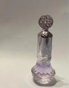 JILLSTUART ネイルオイル　ユニコーンユートピア（ネイルエッセンス）