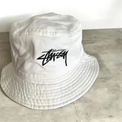 Stussy バケットハット ホワイト S/Mのサムネイル