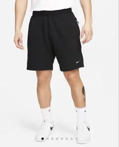 Nike ブラック ショートパンツ Mサイズ