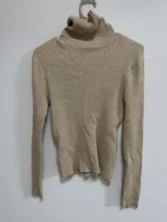 リブ編み タートルネックセーター